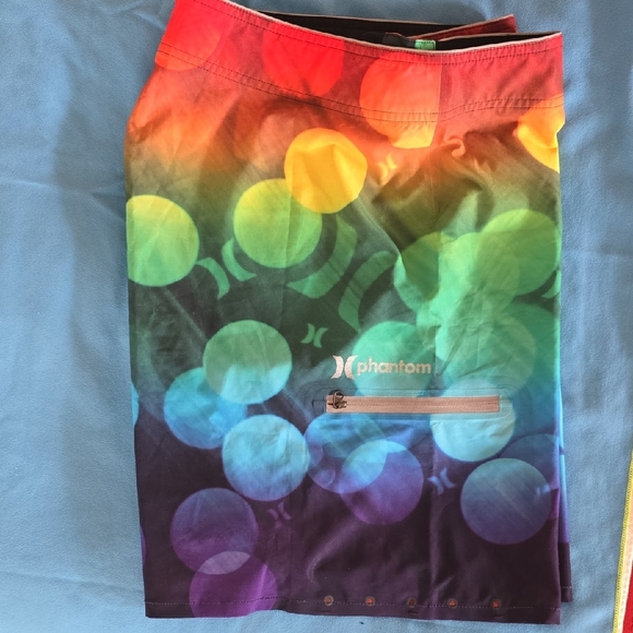 Hurley Phantom: Rainbow Gradient Board Shorts - Picture 5 of 5